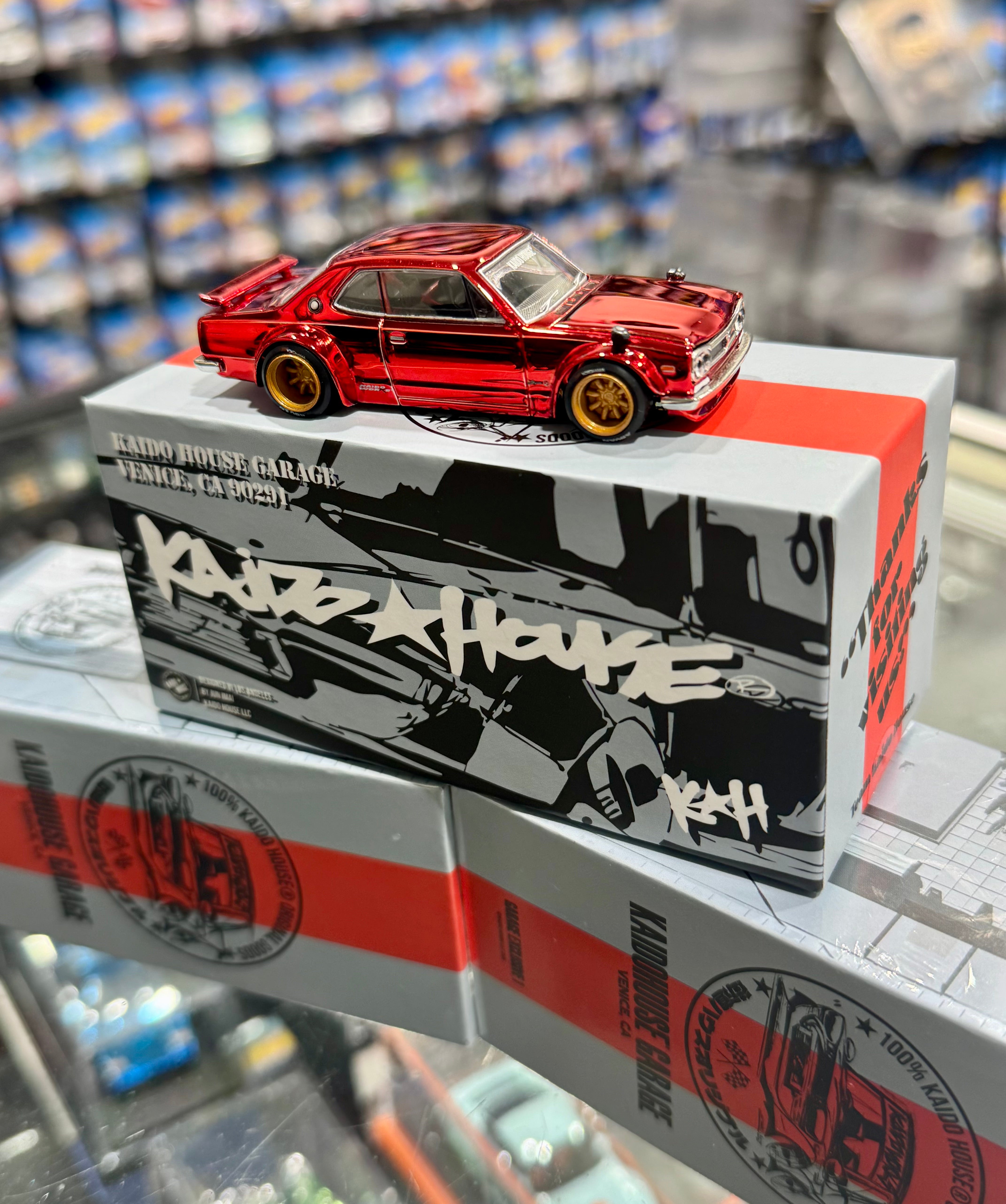 Kaido House Garage Venice Exclusive KHMG193 Red Hako LTDEDN (Scuff