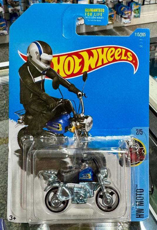 2016 Hot Wheels Honda Monkey Z50 HW Moto Series Red or Blue - American Stanced