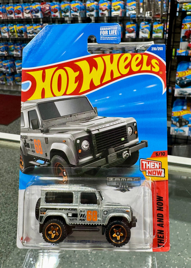 Load image into Gallery viewer, Hot Wheels Zamac Land Rover Defender 90 #210/250
