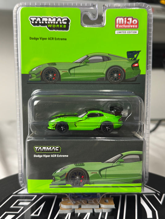 Tarmac Works Dodge Viper ACR Extreme Green Metallic