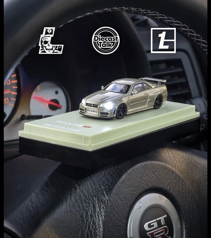 Load image into Gallery viewer, Kyosho Nissan Skyline GT-R R34 Lamley JCCS Event Exclusive MOTN LEEN 1 of 300

