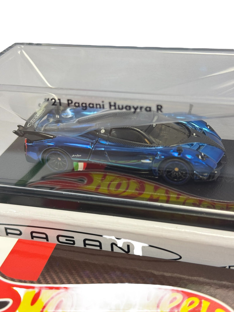 Load image into Gallery viewer, Hot Wheels RLC Exclusive &#39;21 Pagani Huayra R - American Stanced
